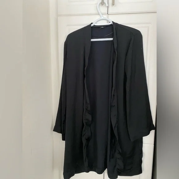 Elysian Black Robe - Picture 2 of 4